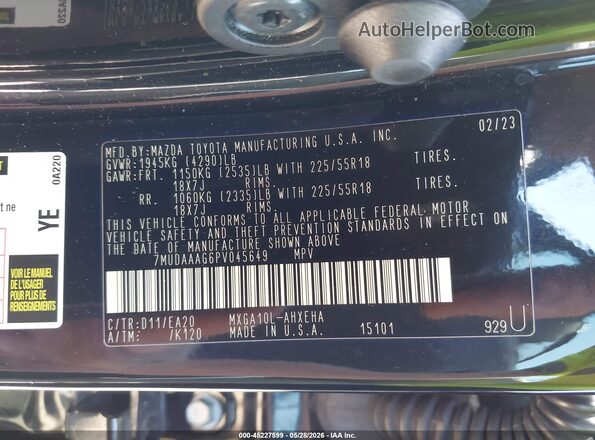 7MUDAAAG6PV045649 2023 TOYOTA COROLLA CROSS Black Vista del compartimento del motor