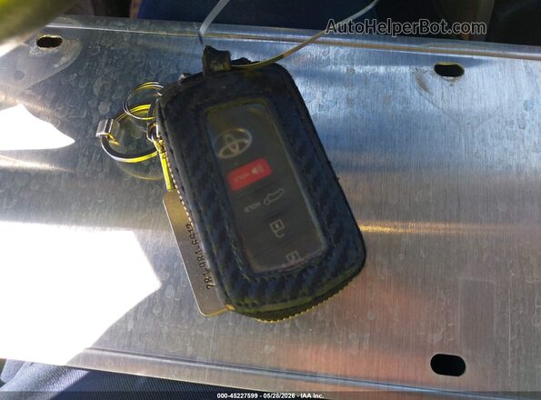 7MUDAAAG6PV045649 2023 TOYOTA COROLLA CROSS Black Vista del salpicadero