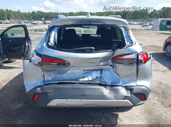 7MUDAAAG9PV062235 2023 TOYOTA COROLLA CROSS Silver 