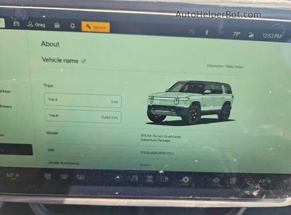 7PDSGABA2RN037012 2024 RIVIAN R1S Gray Вид щитка приладів