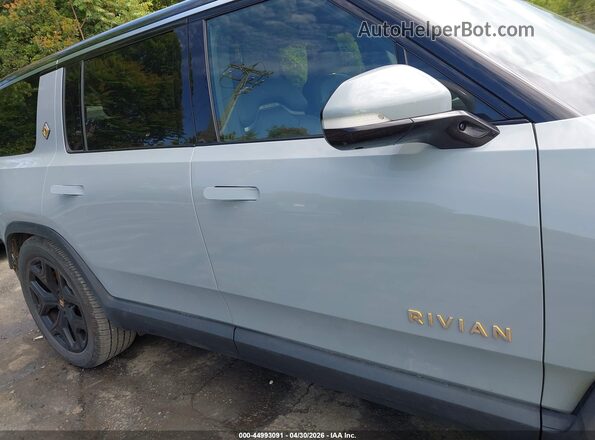 7PDSGABA4PN025716 2023 RIVIAN R1S Gray უკანა სალონის ხედი