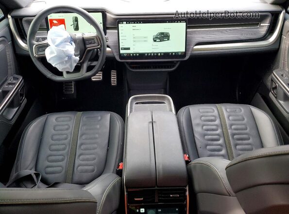 7PDSGABA5PN015535 2023 RIVIAN R1S Black Вид панелі приладів