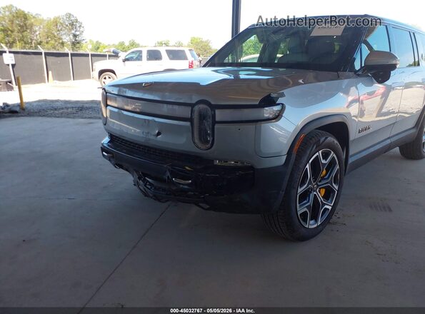 7PDSGABAXPN006829 2023 RIVIAN R1S Серый Вид спереди