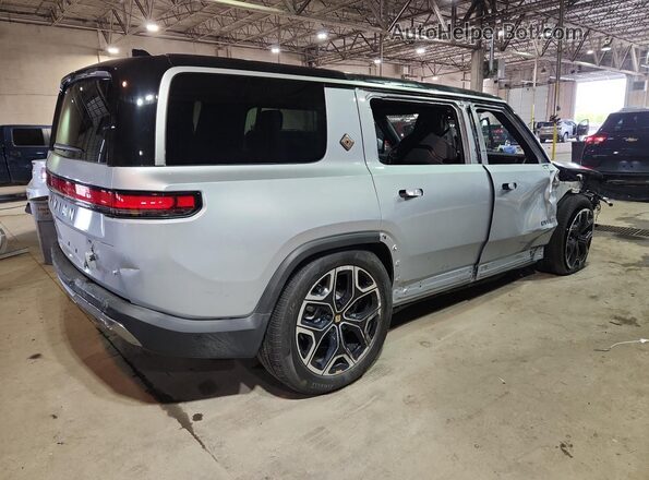 7PDSGBBA1SN045484 2025 RIVIAN R1S Silver 