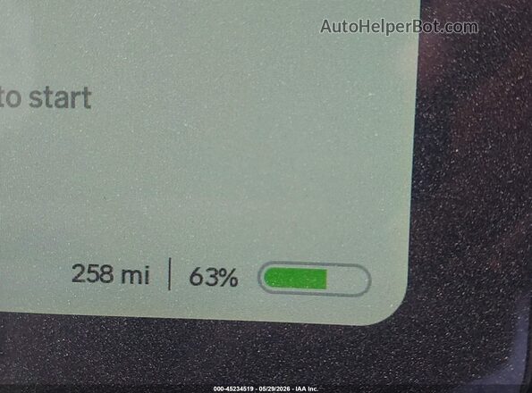 7PDSGBBAXSN052871 2025 RIVIAN R1S Silver 
