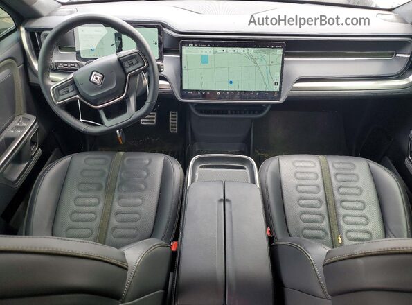 7PDSGCBAXRN031597 2024 RIVIAN R1S White Вид панелі приладів