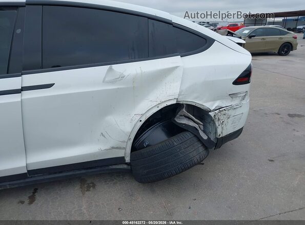 7SAXCAE58NF345756 2022 TESLA MODEL X White Դիմացի տեսք