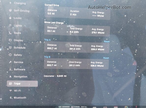 7SAXCAE58SF471286 2025 TESLA MODEL X White Widok tylnych siedzeń