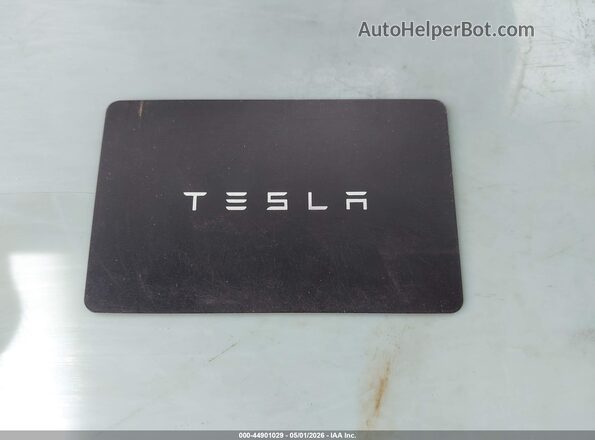 7SAXCBE55NF343159 2022 TESLA MODEL X Red Առջևի վահանակի տեսք