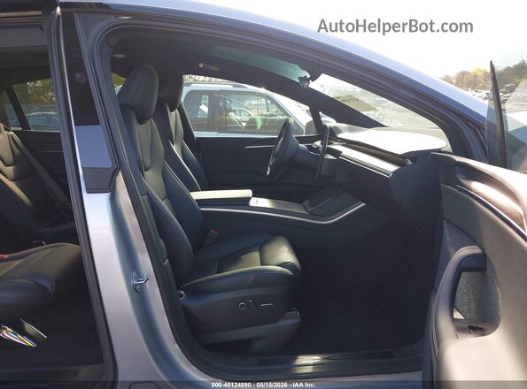 7SAXCBE58SF472167 2025 TESLA MODEL X Gray Vista interior delantera
