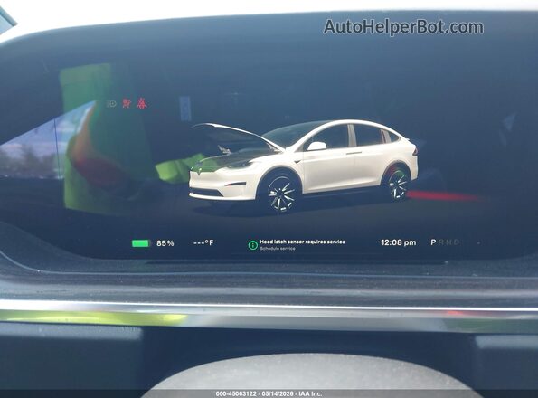 7SAXCBE5XPF377150 2023 TESLA MODEL X White Rear seats view