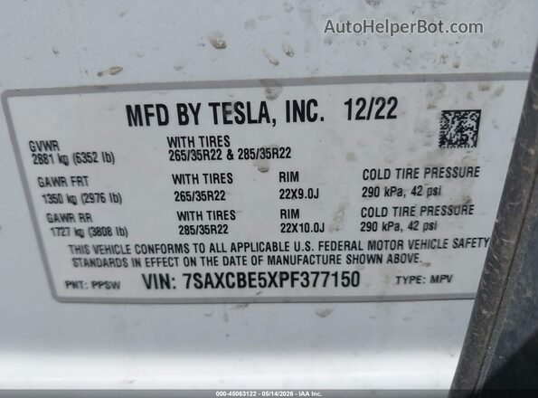 7SAXCBE5XPF377150 2023 TESLA MODEL X White Engine compartment view