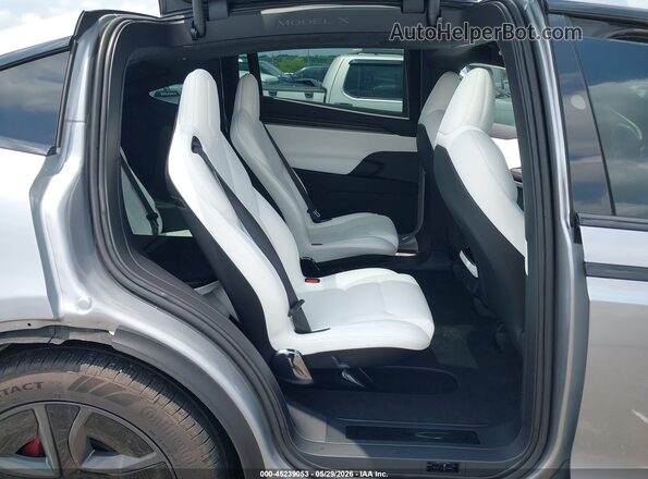 7SAXCBE61TF486454 2026 TESLA MODEL X Silver Vista de la etiqueta del VIN