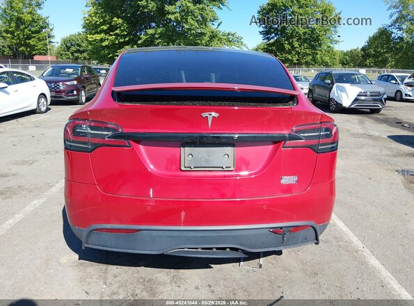 7SAXCBE62NF354659 2022 TESLA MODEL X Red Widok wnętrza 360 stopni