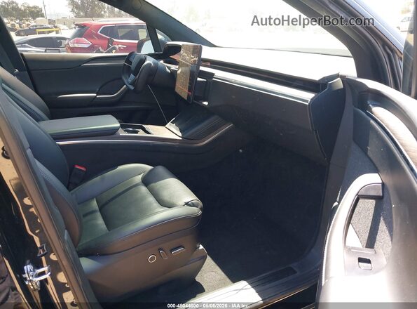 7SAXCDE51PF365674 2023 TESLA MODEL X Black Вид салону спереду