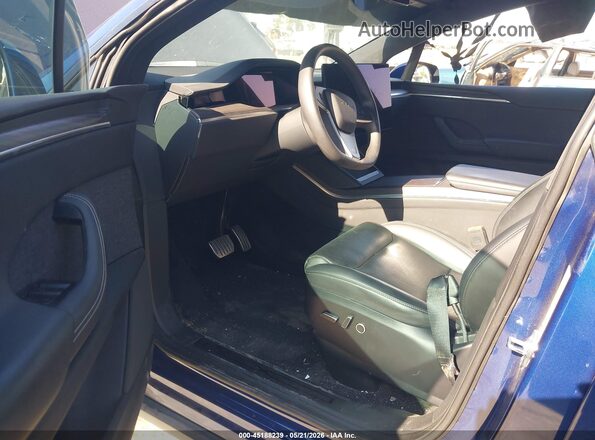 7SAXCDE5XPF427234 2023 TESLA MODEL X Blue Widok wnętrza z przodu