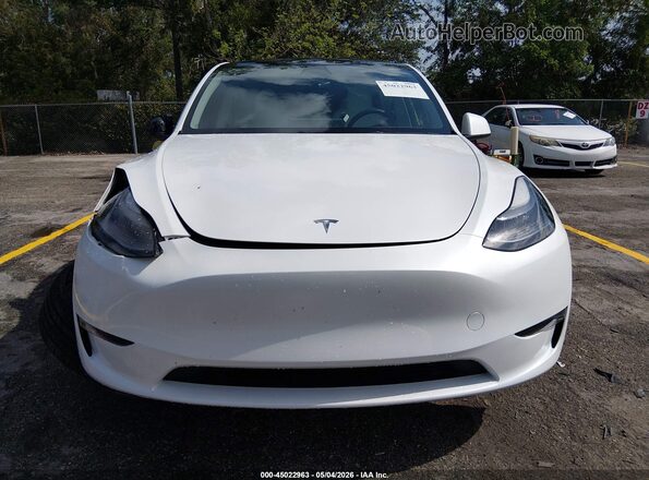 7SAYGAEE0PF706313 2023 TESLA MODEL Y White Widok deski rozdzielczej