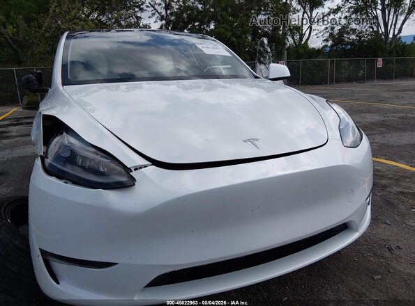 7SAYGAEE0PF706313 2023 TESLA MODEL Y White Widok z przodu