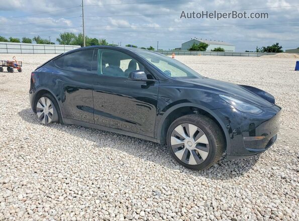 7SAYGAEE1RF074392 2024 TESLA MODEL Черный Передняя правая четверть