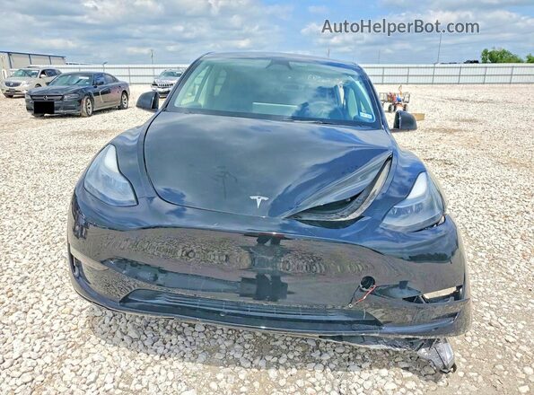7SAYGAEE1RF074392 2024 TESLA MODEL Черный Вид спереди