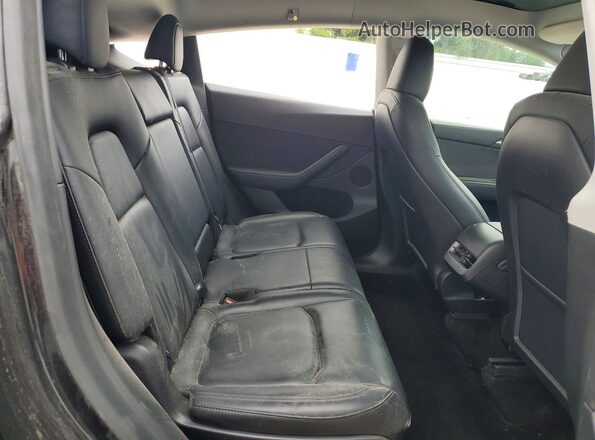 7SAYGAEE1RF074392 2024 TESLA MODEL Черный Вид задней части салона