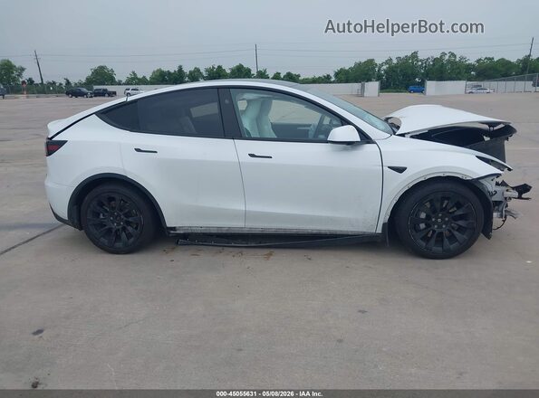 7SAYGAEE3PF896852 2023 TESLA MODEL Y Белый Вид щитка приборов