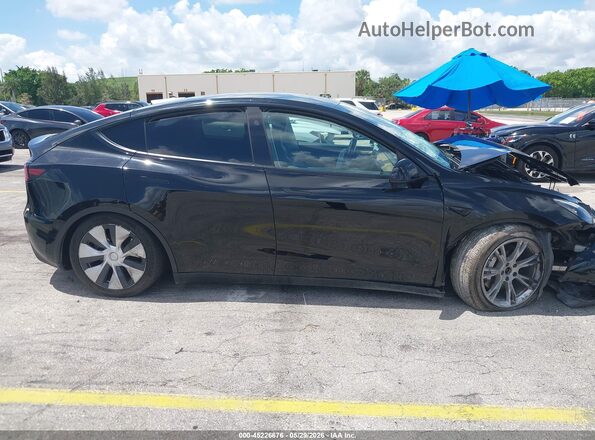 7SAYGAEE3RF024271 2024 TESLA MODEL Y Black Vista interior de 360 grados