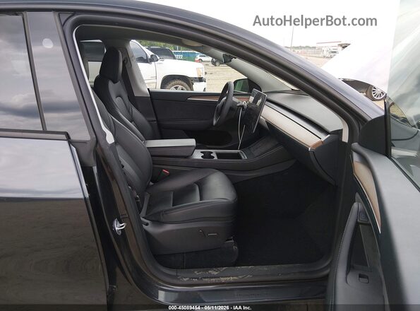 7SAYGAEE3RF163784 2024 TESLA MODEL Y Gray Սալոնի դիմացի տեսք