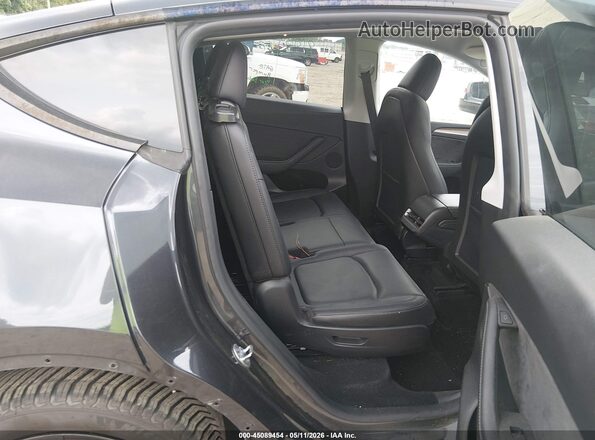7SAYGAEE3RF163784 2024 TESLA MODEL Y Gray VIN կոդի պիտակի տեսք