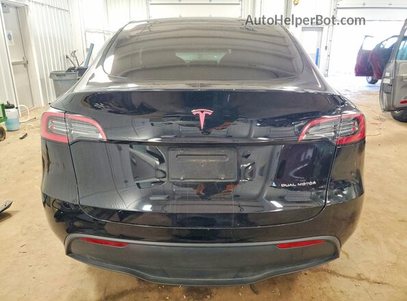 7SAYGAEE7PF770610 2023 TESLA MODEL Black Widok z tyłu