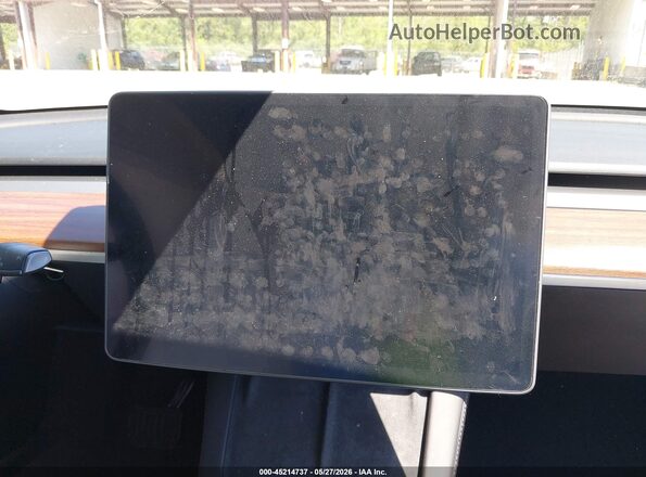 7SAYGAEE7RF169751 2024 TESLA MODEL Y Silver 