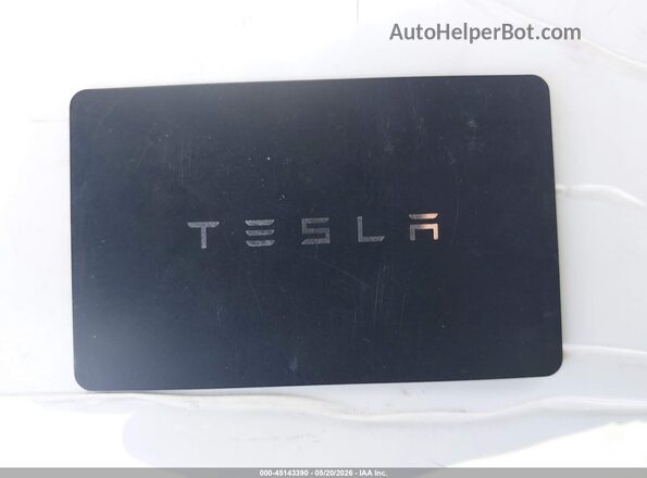7SAYGAEEXPF907586 2023 TESLA MODEL Y Gray Widok deski rozdzielczej