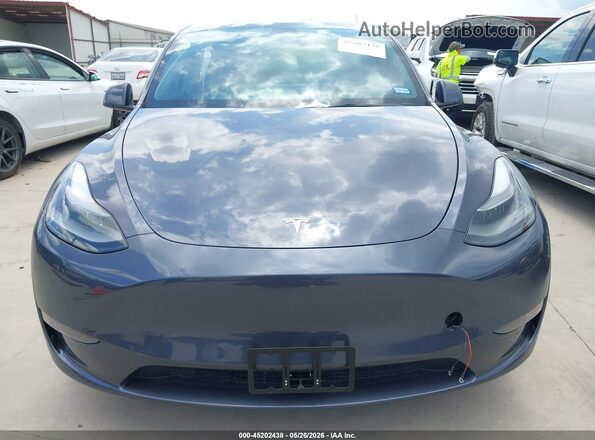 7SAYGAEEXPF941527 2023 TESLA MODEL Y Gray Հետևի տեսք
