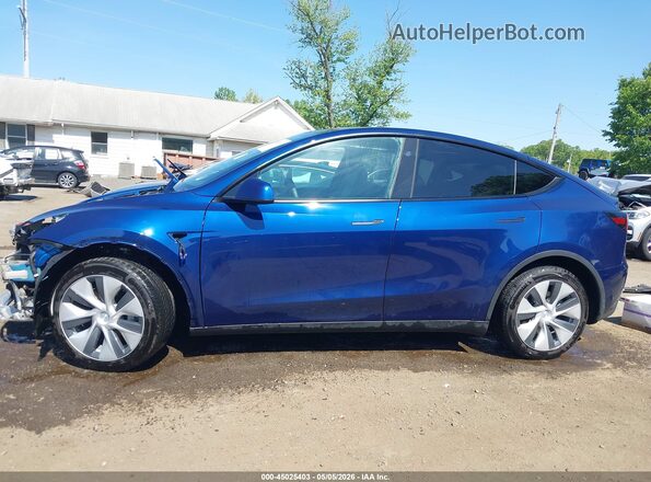 7SAYGAEEXRF060362 2024 TESLA MODEL Y Blue 