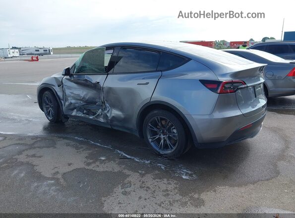 7SAYGAEEXRF210311 2024 TESLA MODEL Y Gray Trasero izquierdo