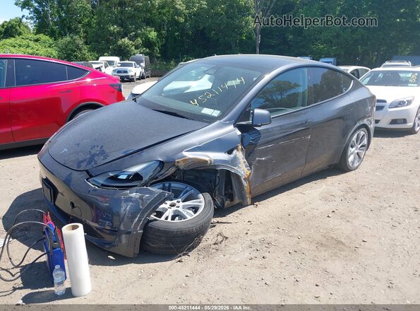 7SAYGDED0RF006190 2024 TESLA MODEL Y Black 