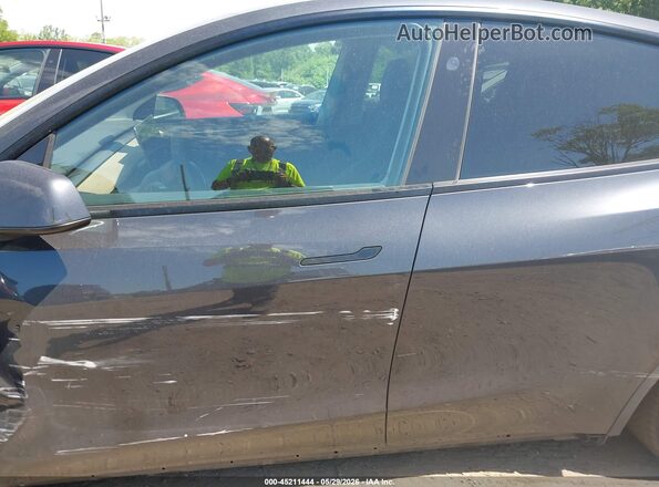 7SAYGDED0RF006190 2024 TESLA MODEL Y Black 