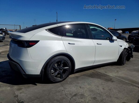 7SAYGDED0TF411649 2026 TESLA MODEL Y White 