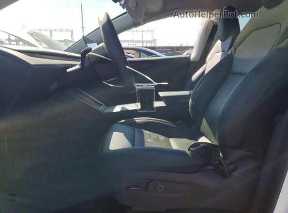 7SAYGDED0TF411649 2026 TESLA MODEL Y White 