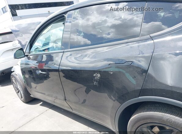 7SAYGDED0TF414342 2026 TESLA MODEL Y Черный 