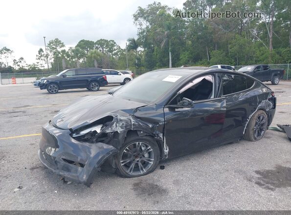 7SAYGDED1RF162285 2024 TESLA MODEL Y Gray Front left