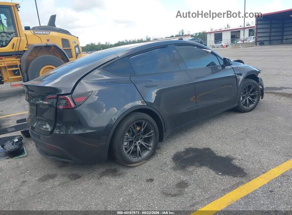 7SAYGDED1RF162285 2024 TESLA MODEL Y Gray Rear right
