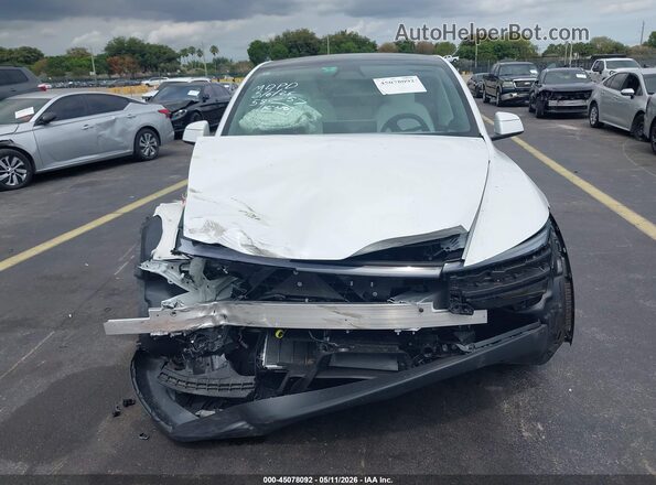 7SAYGDED1TA580057 2026 TESLA MODEL Y White Սարքավորումների վահանակի տեսք