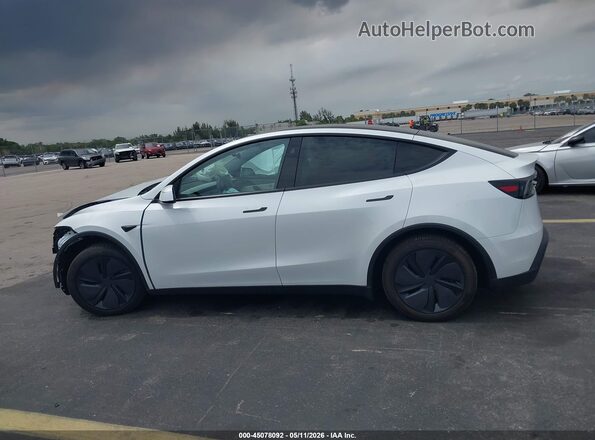 7SAYGDED1TA580057 2026 TESLA MODEL Y White Սալոնի 360 աստիճան տեսք