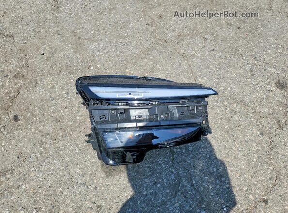 7SAYGDED1TF440738 2026 TESLA MODEL Charcoal Widok komory silnika