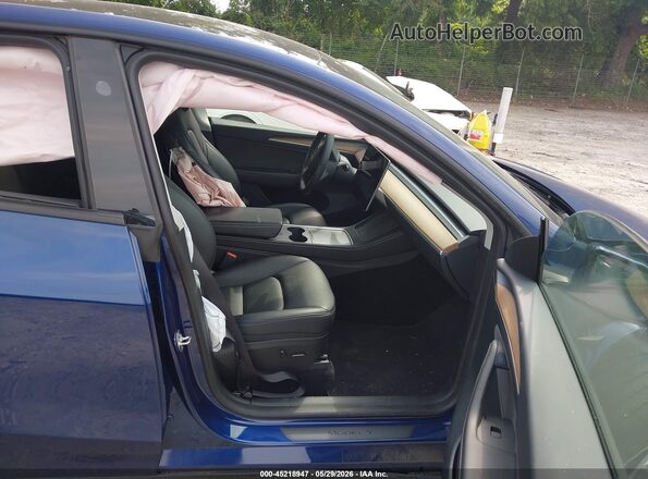 7SAYGDED2RF005140 2024 TESLA MODEL Y Blue Вид салону спереду
