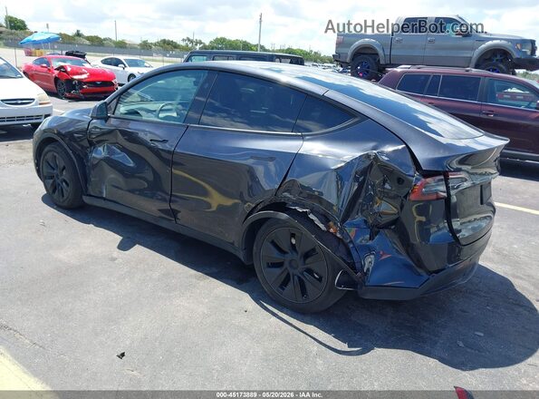 7SAYGDED2SF263289 2025 TESLA MODEL Y Gray 