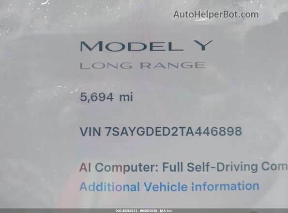 7SAYGDED2TA446898 2026 TESLA MODEL Y Burgundy უკანა სავარძლების ხედი