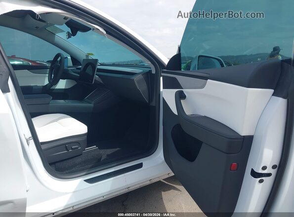 7SAYGDED2TA468528 2026 TESLA MODEL Y White 