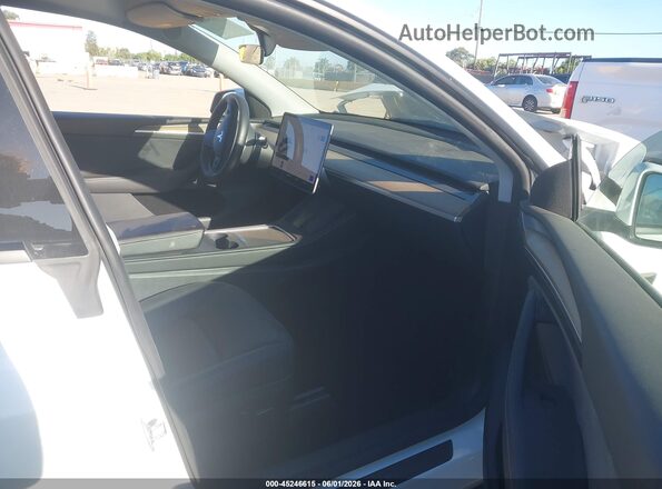 7SAYGDED3PF950241 2023 TESLA MODEL Y White წინა სალონის ხედი